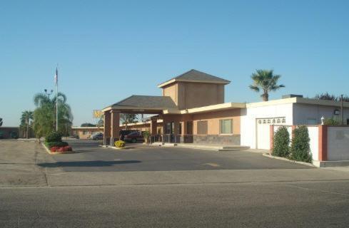 Village Inn Тюлери Екстериор снимка