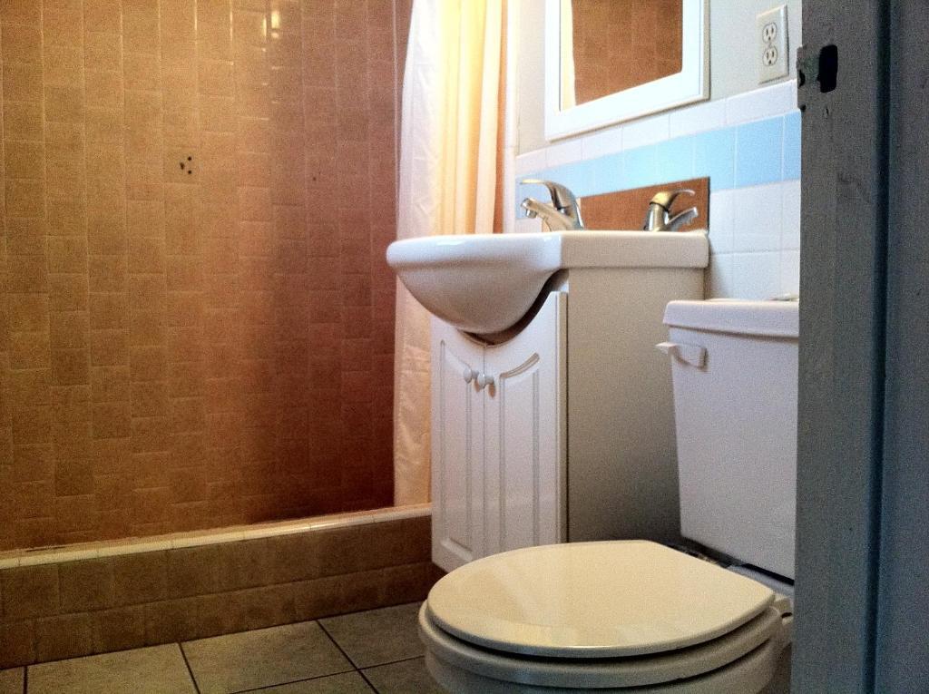 Village Inn Тюлери Стая снимка